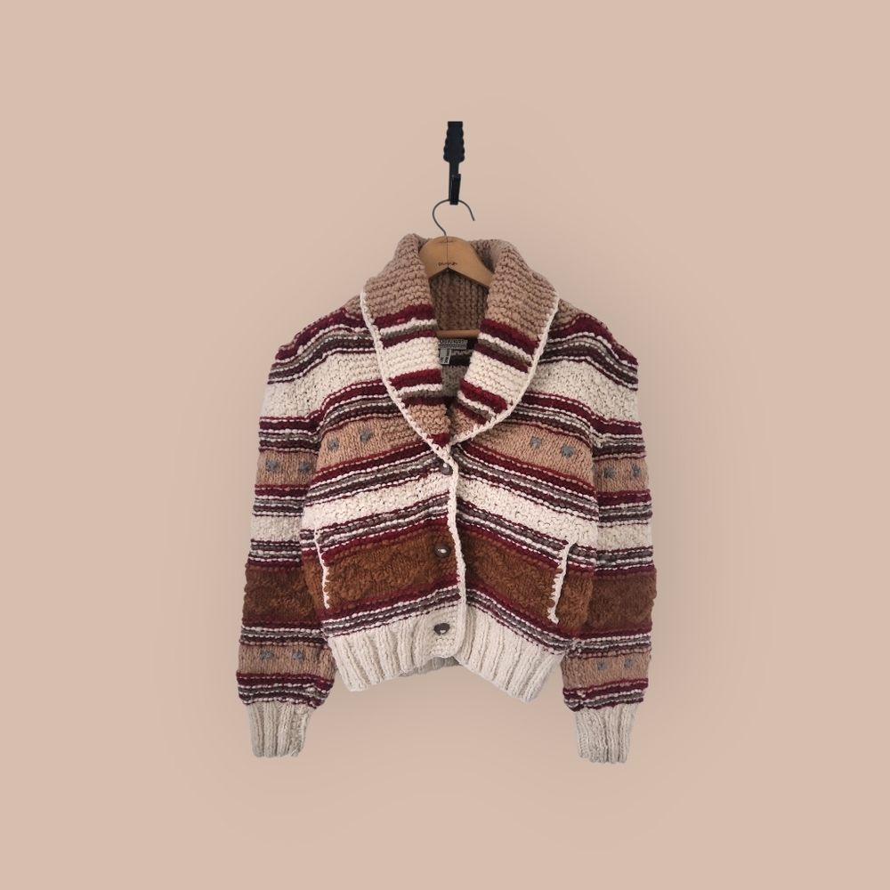 Vintage Worlds Apart Chunky Hand Knit Wool Cropped Cardigan Sweater Size M - Picture 3 of 11